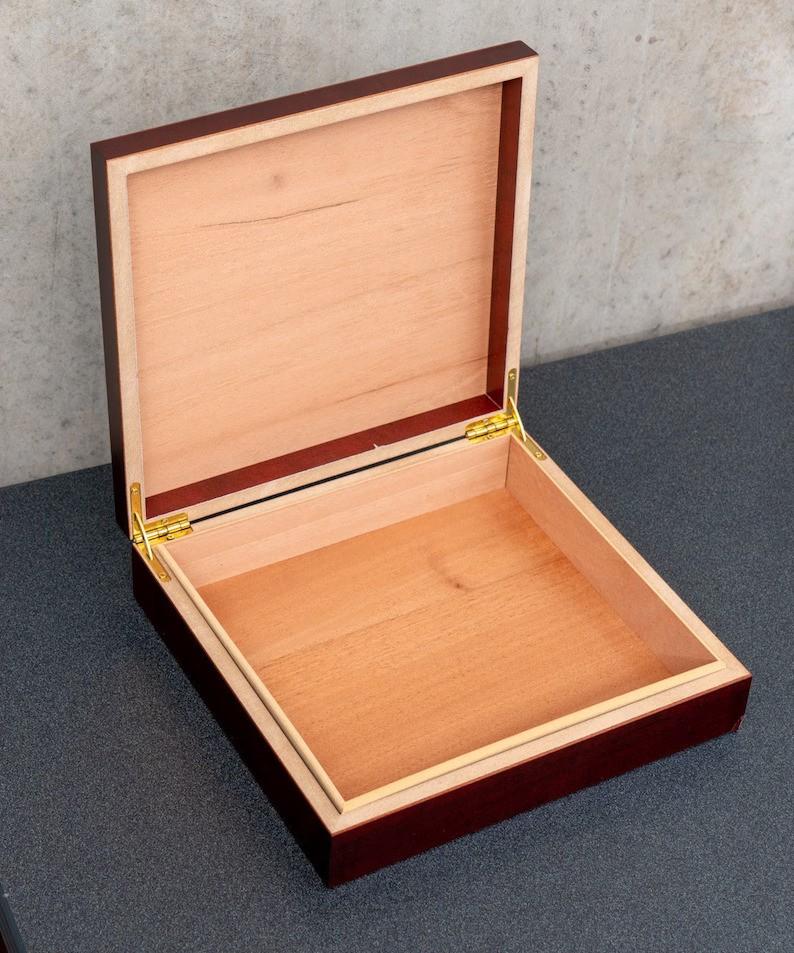 Memory Box for Wedding Gift, Anniversary Gift, Classy Wooden Keepsake Box for Memories, Newlywed Gift, Couples Gift, Wooden Photo Box, Engraved Wood Box #WeddingMemory #JewelryBox -ADD PERSONALIZATION IN THE NOTES to the seller when you checkout